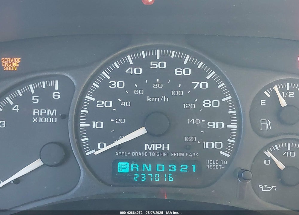 2002 GMC YUKON SLT VIN: 1GKEK13T32R223115