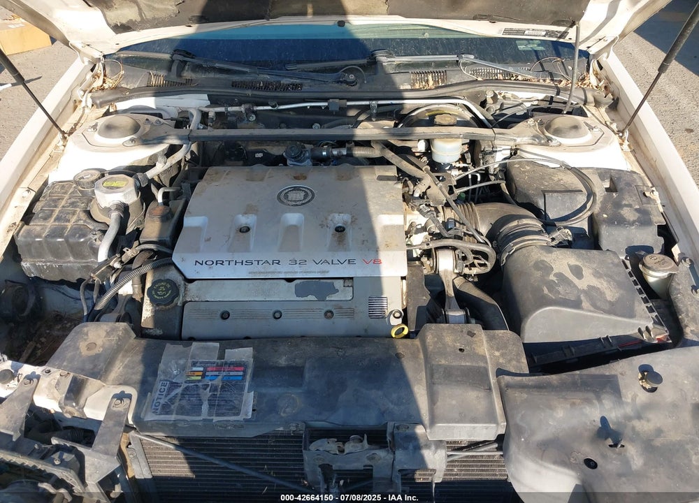 2001 CADILLAC ELDORADO ESC VIN: 1G6EL12Y81B104914
