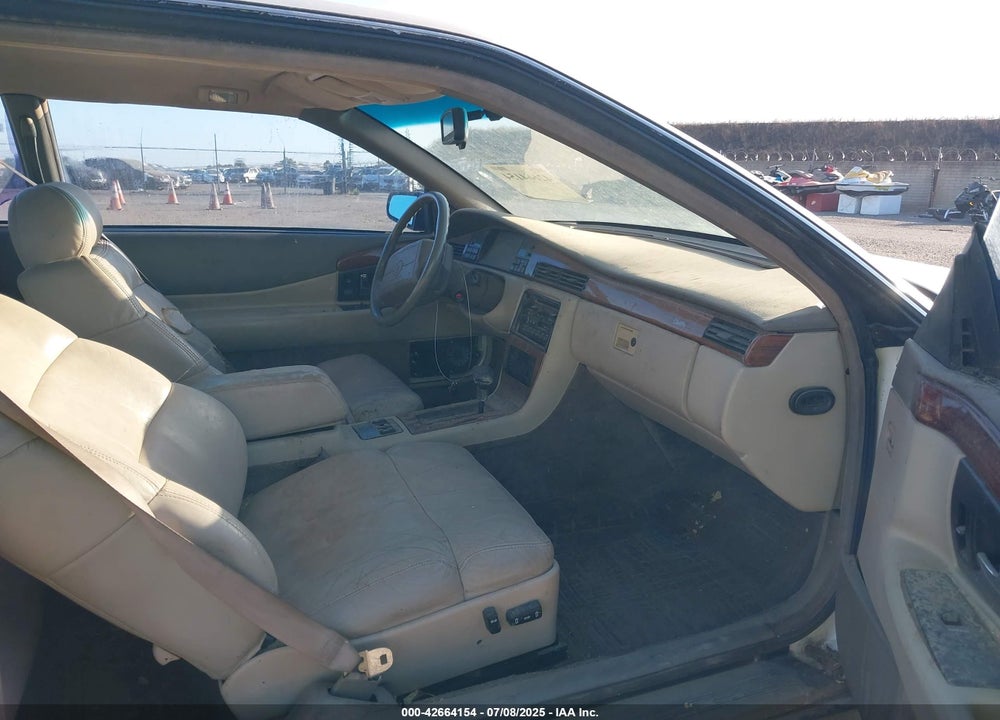 1992 CADILLAC ELDORADO VIN: 1G6EL13B5NU622807