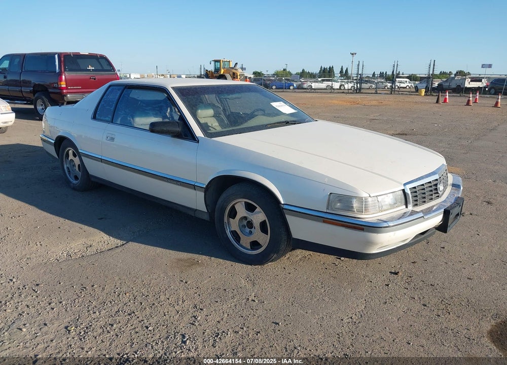 1992 CADILLAC ELDORADO VIN: 1G6EL13B5NU622807