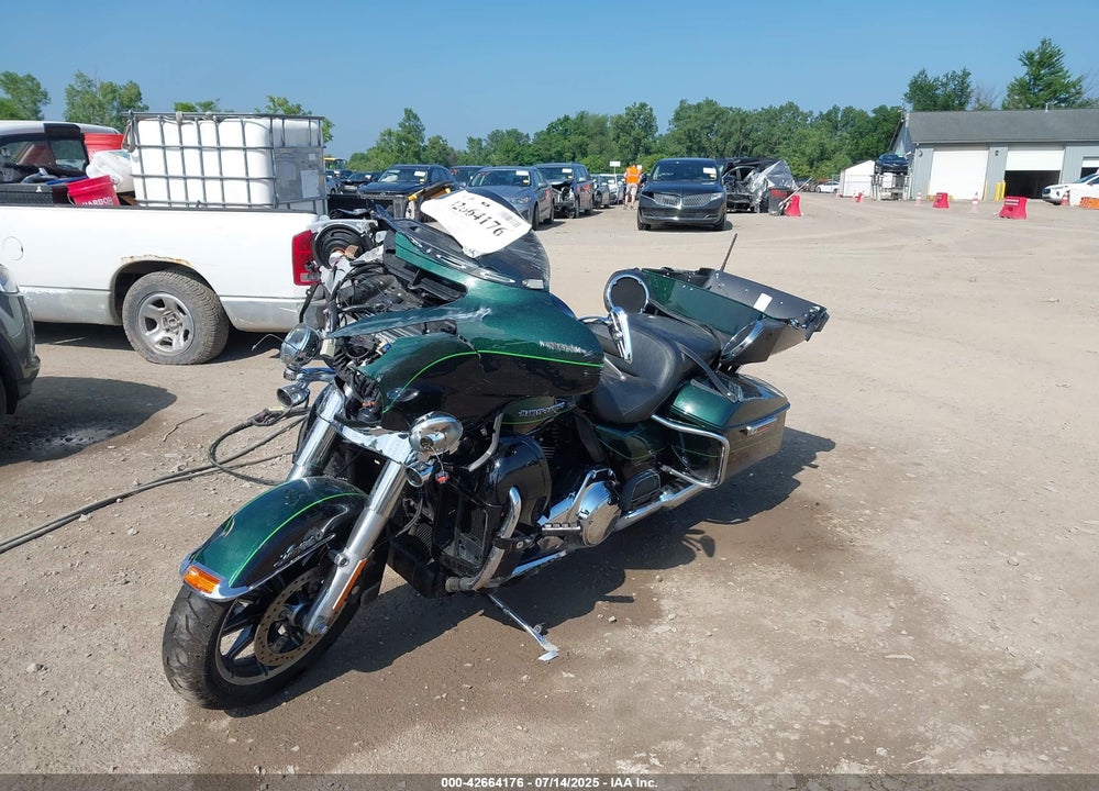 2015 HARLEY-DAVIDSON FLHTK ULTRA LIMITED VIN: 1HD1KEL17FB652951