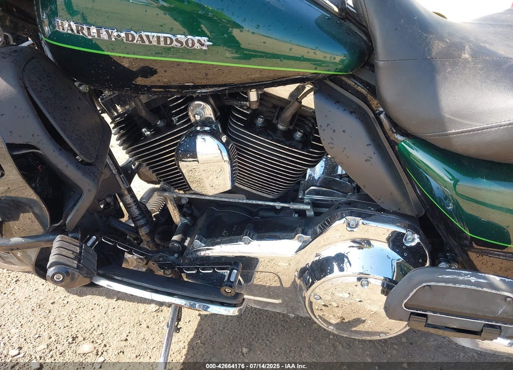 2015 HARLEY-DAVIDSON FLHTK ULTRA LIMITED VIN: 1HD1KEL17FB652951