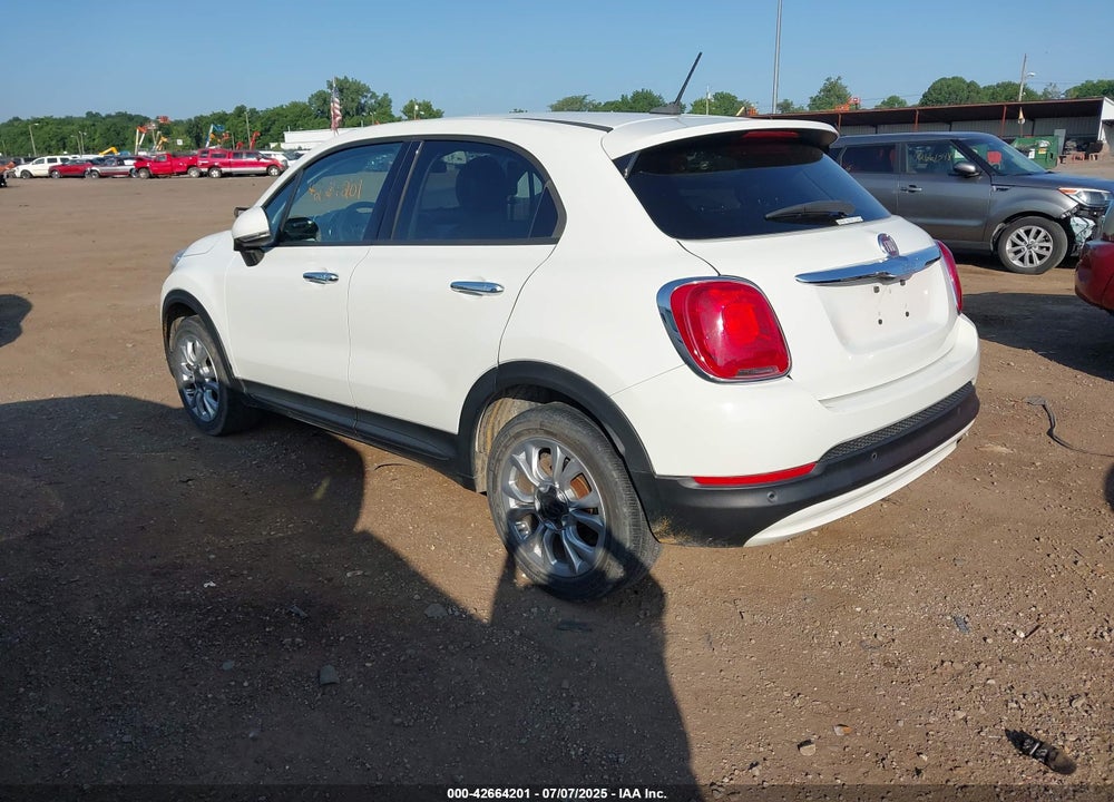 2016 FIAT 500X VIN: ZFBCFXBT6GP362074