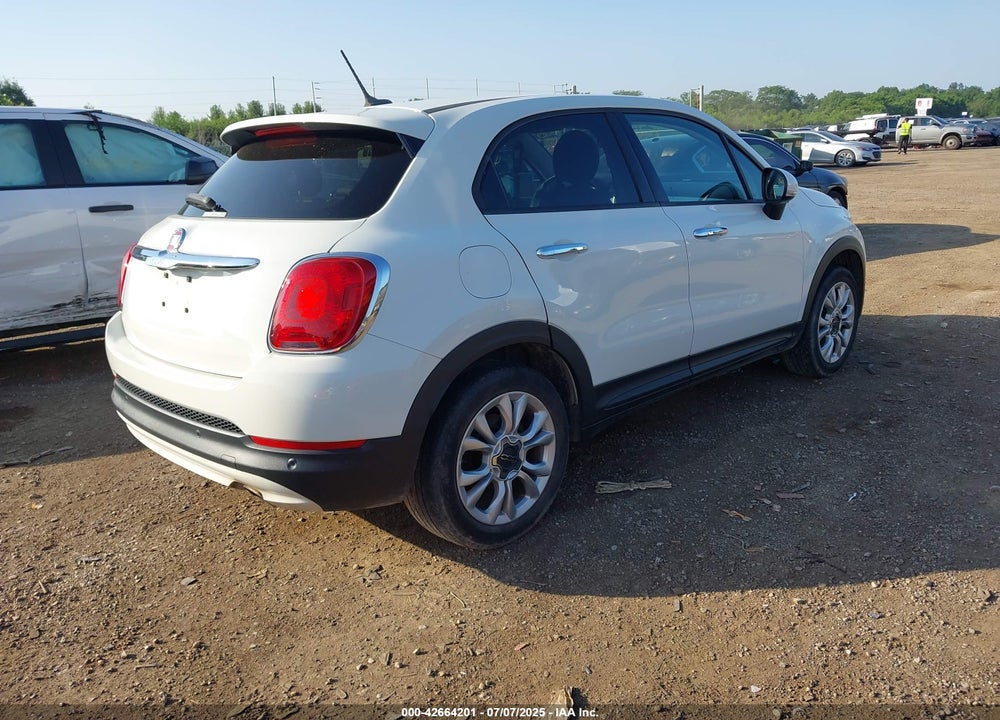 2016 FIAT 500X VIN: ZFBCFXBT6GP362074
