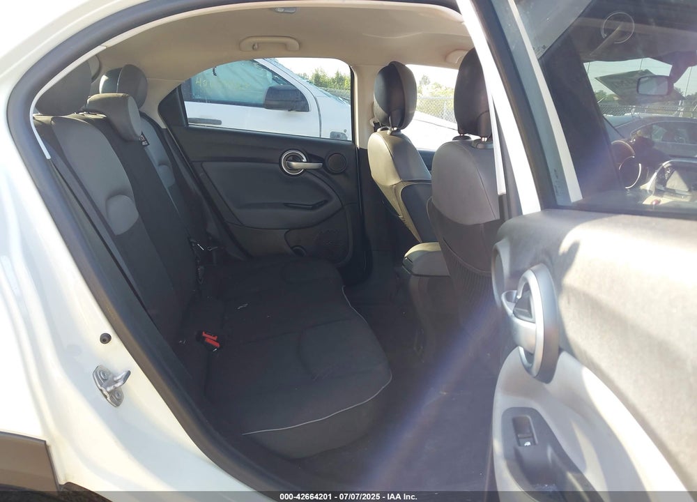 2016 FIAT 500X VIN: ZFBCFXBT6GP362074