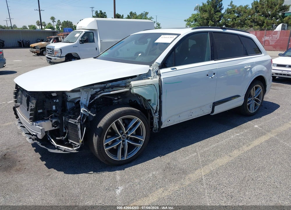 2017 AUDI Q7 VIN: WA1VAAF72HD035098