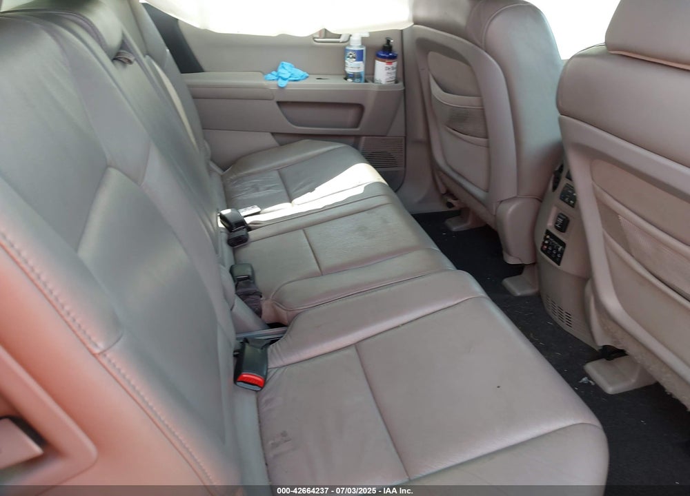 2010 HONDA PILOT VIN: 5FNYF4H96AB012670