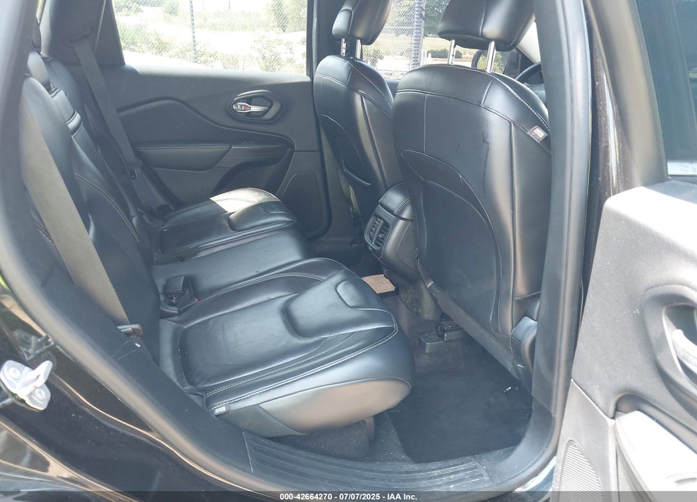 2016 JEEP CHEROKEE VIN: 1C4PJLDB5GW247725