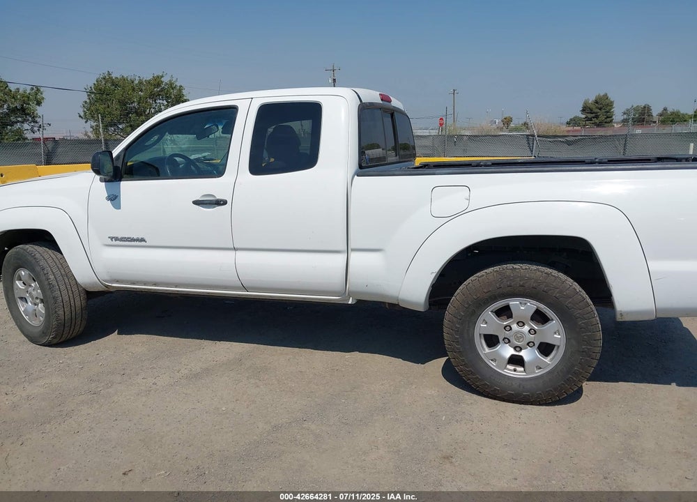 2005 TOYOTA TACOMA BASE V6 VIN: 5TEUU42N85Z125034