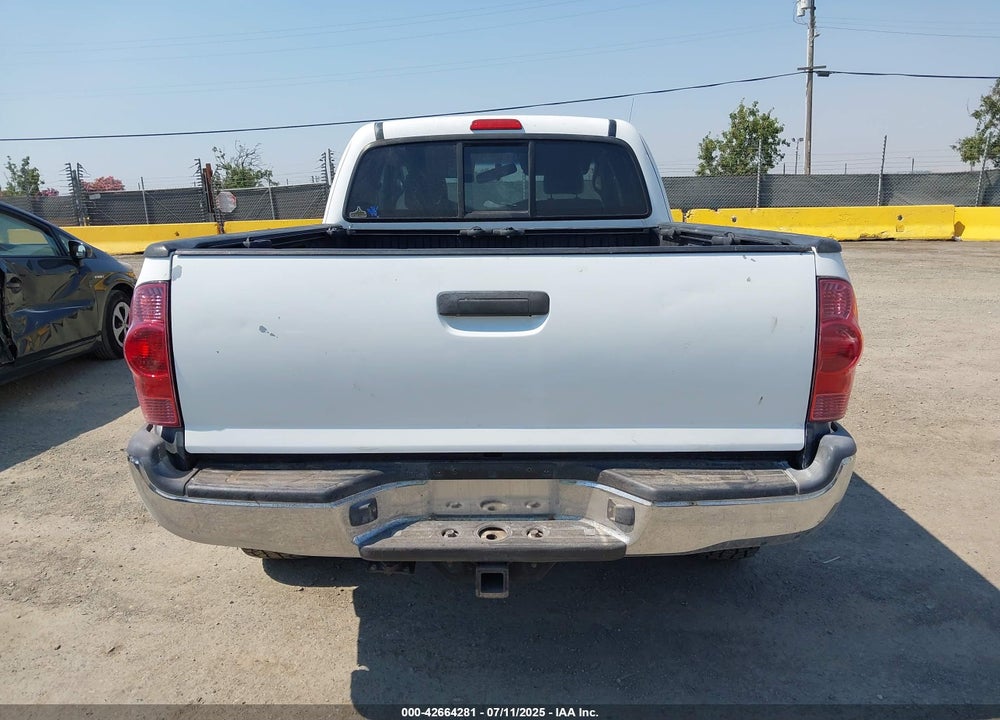 2005 TOYOTA TACOMA BASE V6 VIN: 5TEUU42N85Z125034
