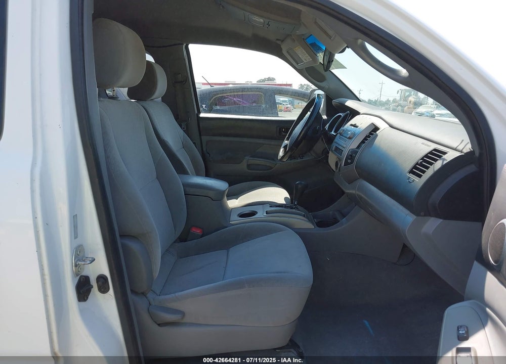 2005 TOYOTA TACOMA BASE V6 VIN: 5TEUU42N85Z125034