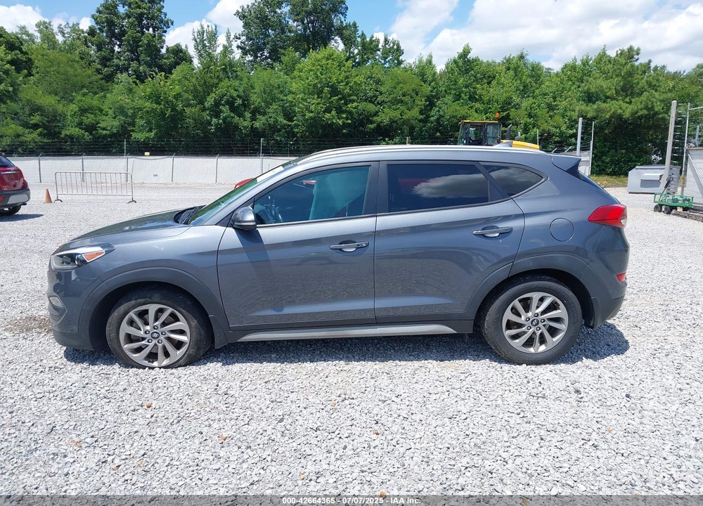 2017 HYUNDAI TUCSON VIN: KM8J33A44HU459269