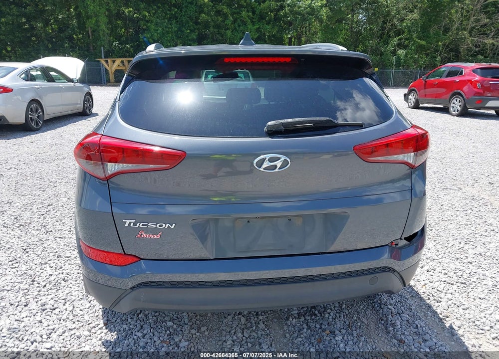 2017 HYUNDAI TUCSON VIN: KM8J33A44HU459269