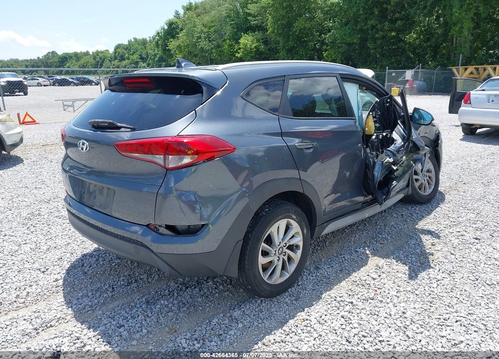 2017 HYUNDAI TUCSON VIN: KM8J33A44HU459269