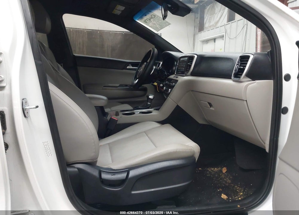 2020 KIA SPORTAGE VIN: KNDP63AC8L7662766
