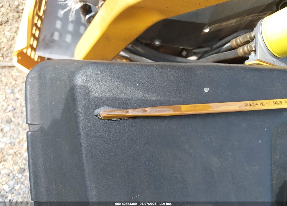 2019 CUB CADET LAWN TRACTOR VIN: 0000001K278H30014