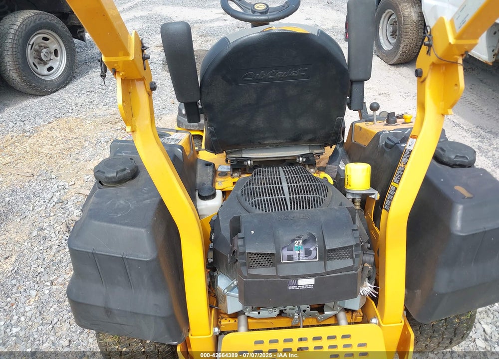 2019 CUB CADET LAWN TRACTOR VIN: 0000001K278H30014