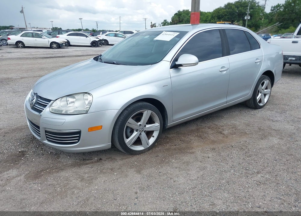 2007 VOLKSWAGEN JETTA VIN: 3VWEF71K87M173427