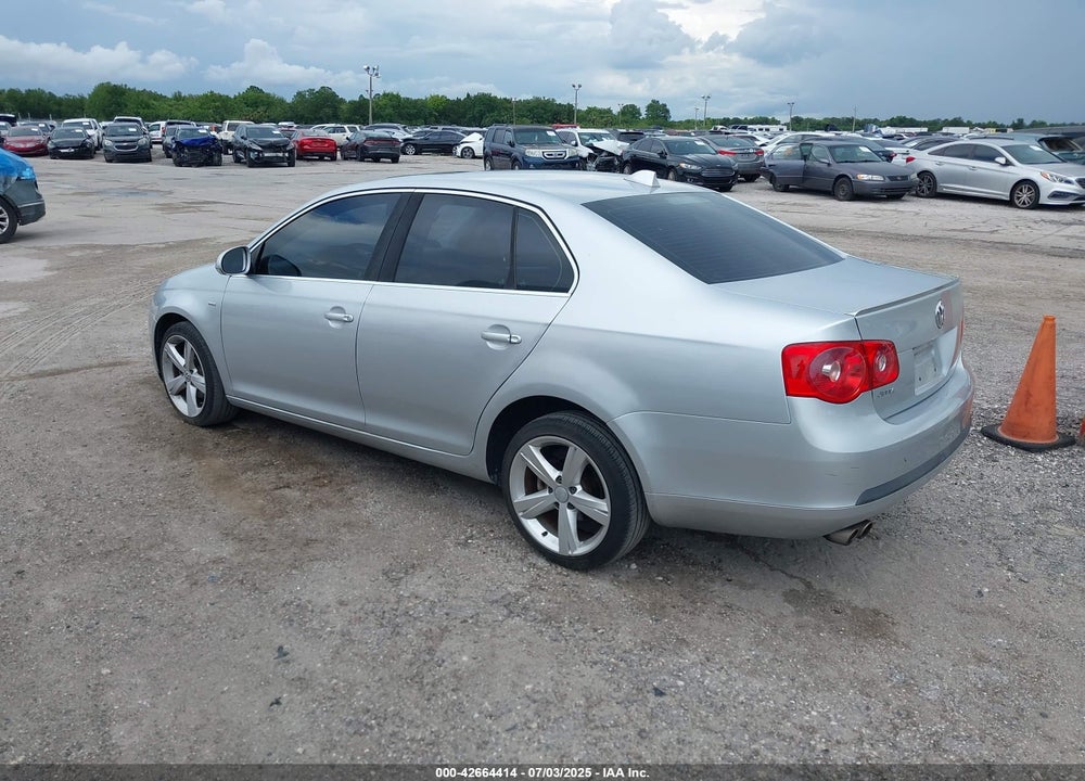 2007 VOLKSWAGEN JETTA VIN: 3VWEF71K87M173427