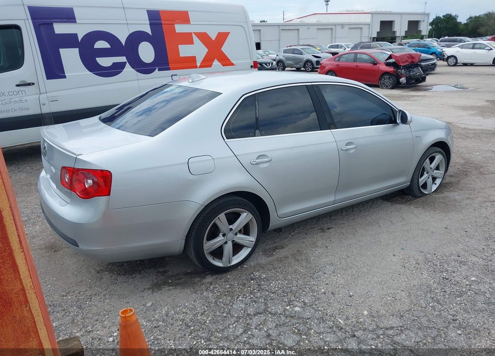 2007 VOLKSWAGEN JETTA VIN: 3VWEF71K87M173427
