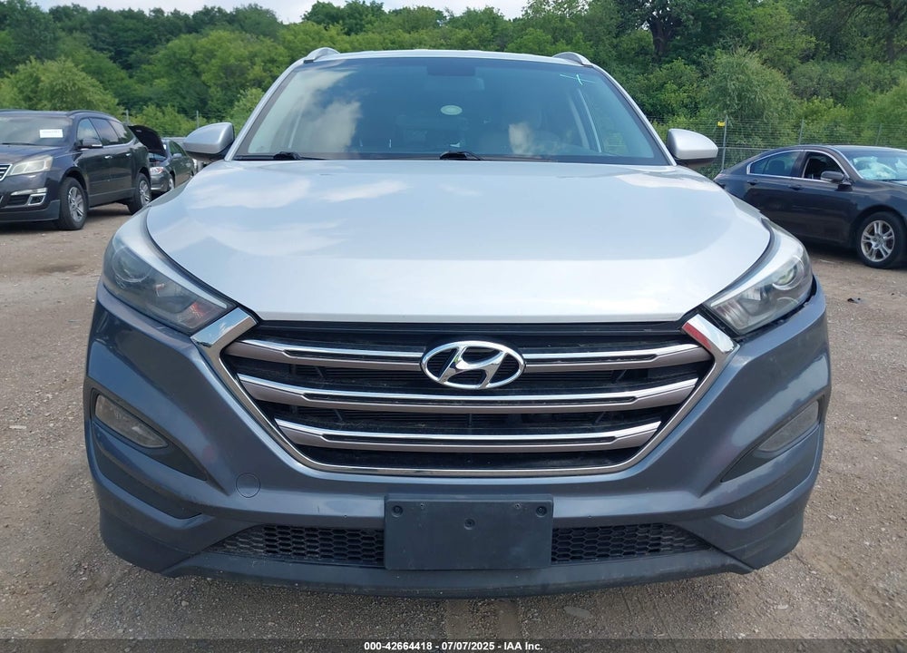 2016 HYUNDAI TUCSON VIN: KM8J33A4XGU116805