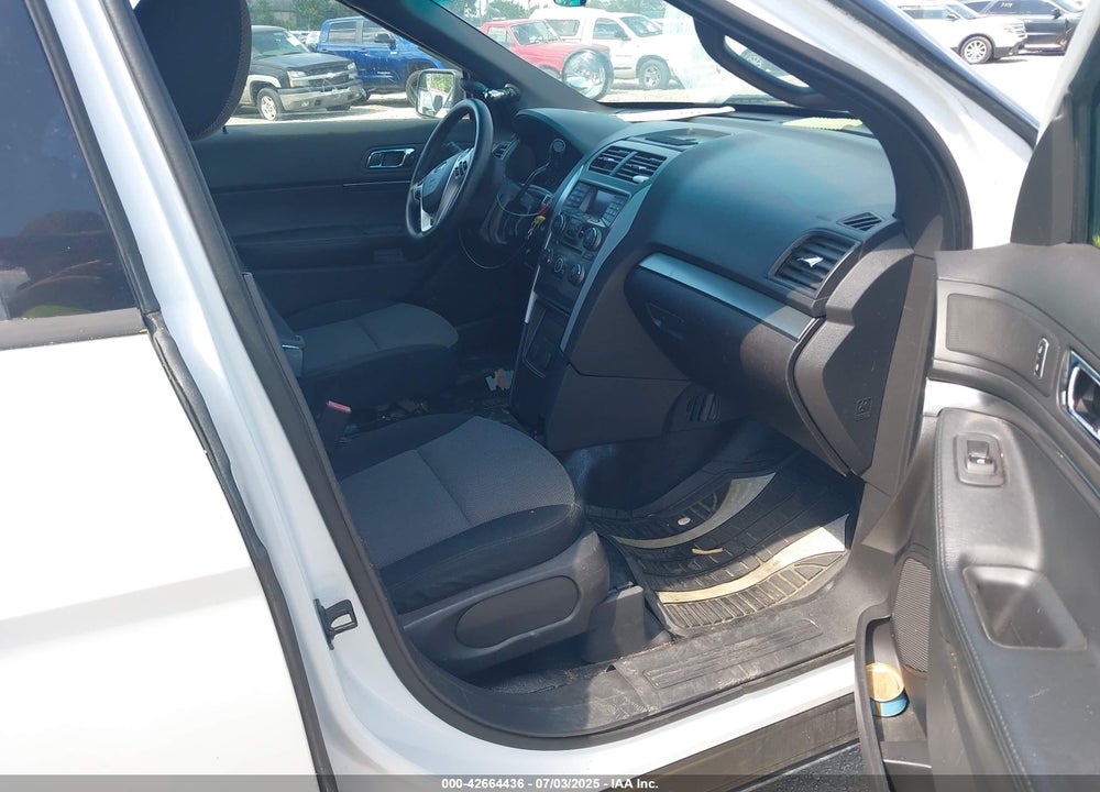 2013 FORD POLICE INTERCEPTOR VIN: 1FM5K8AR2DGA46644