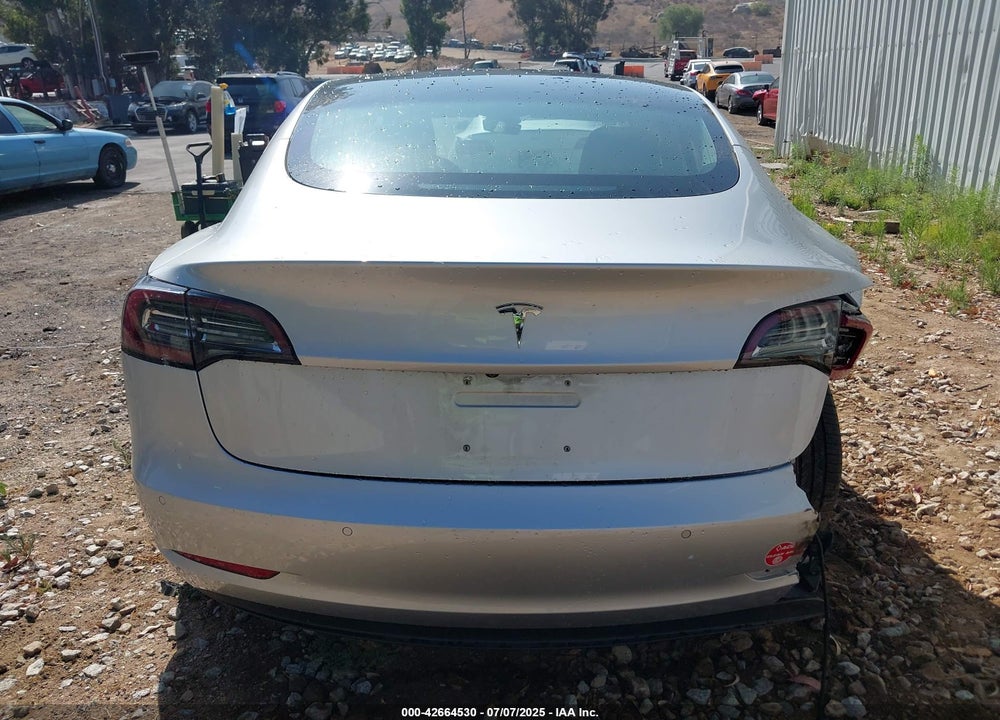 2018 TESLA MODEL 3 VIN: 5YJ3E1EA0JF042256