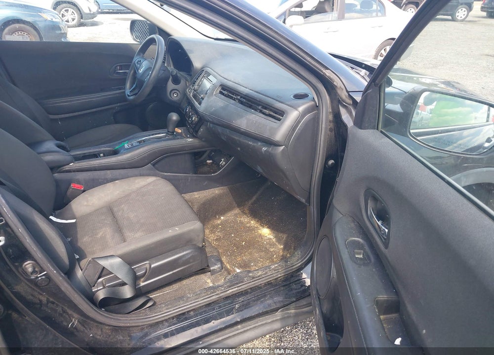 2021 HONDA HR-V VIN: 3CZRU6H37MM702844