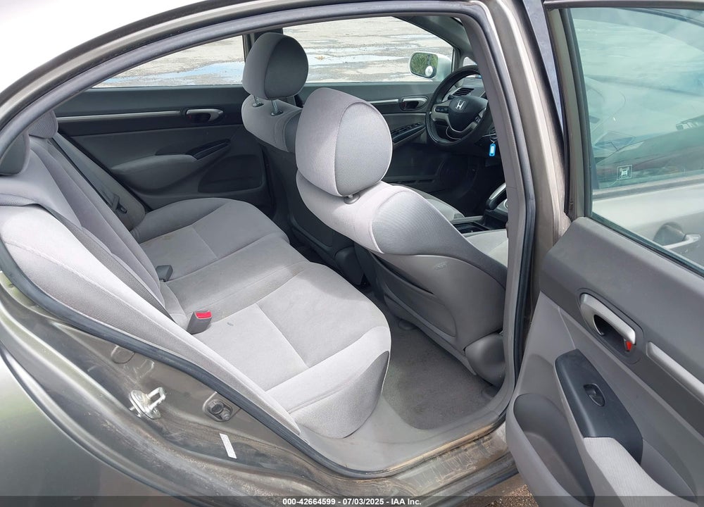2006 HONDA CIVIC VIN: 1HGFA16816L110073