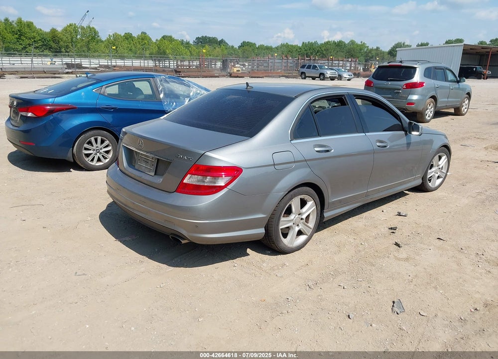 2011 MERCEDES-BENZ C CLASS VIN: WDDGF8BB8BR146743