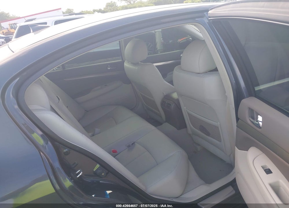 2011 INFINITI G37 VIN: JN1CV6AR5BM355520