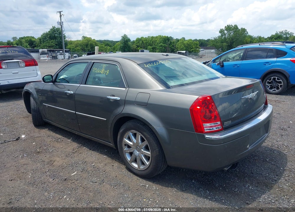 2010 CHRYSLER 300 VIN: 2C3CA6CT3AH211150