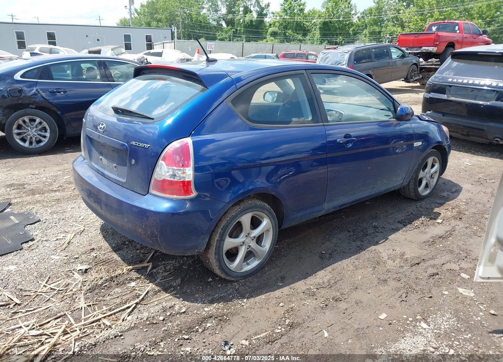 2011 HYUNDAI ACCENT VIN: KMHCN3AC6BU194520