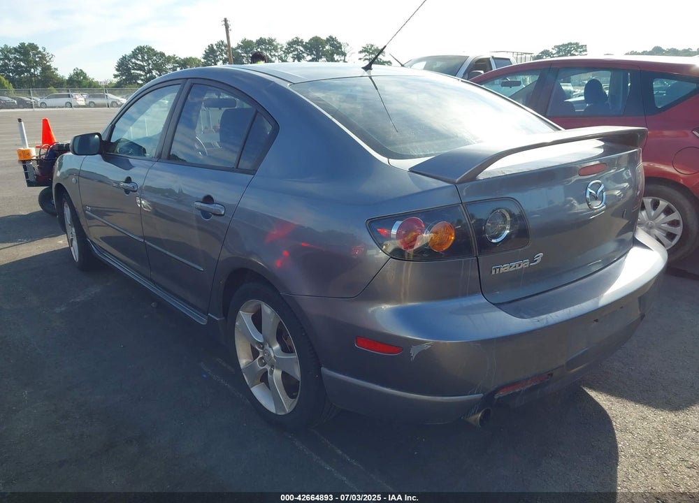 2005 MAZDA 3 S VIN: JM1BK323351233111
