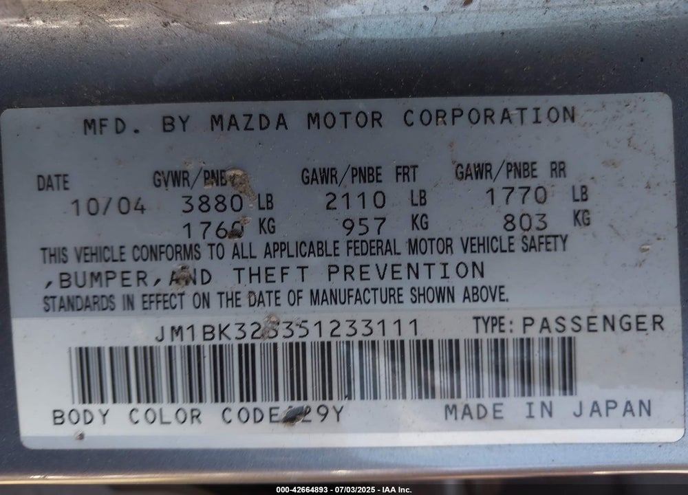 2005 MAZDA 3 S VIN: JM1BK323351233111