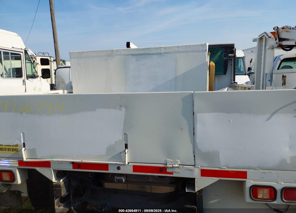 2010 FORD E-450 CUTAWAY VIN: 1FDXE4FL3ADA72826