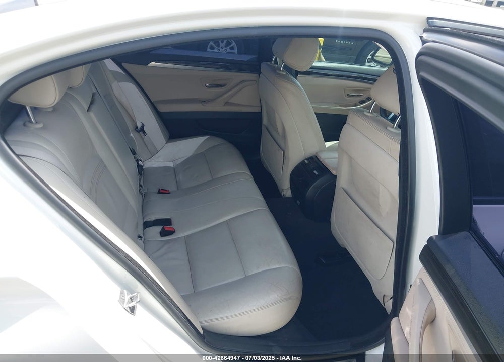 2015 BMW 5 SERIES VIN: WBA5A5C57FD523988