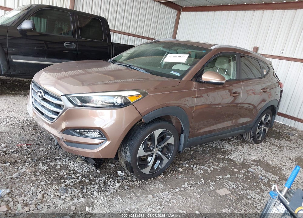 2016 HYUNDAI TUCSON VIN: KM8J3CA2XGU246386