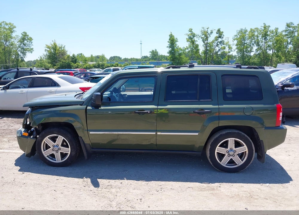 2008 JEEP PATRIOT LIMITED VIN: 1J8FT48W38D708743