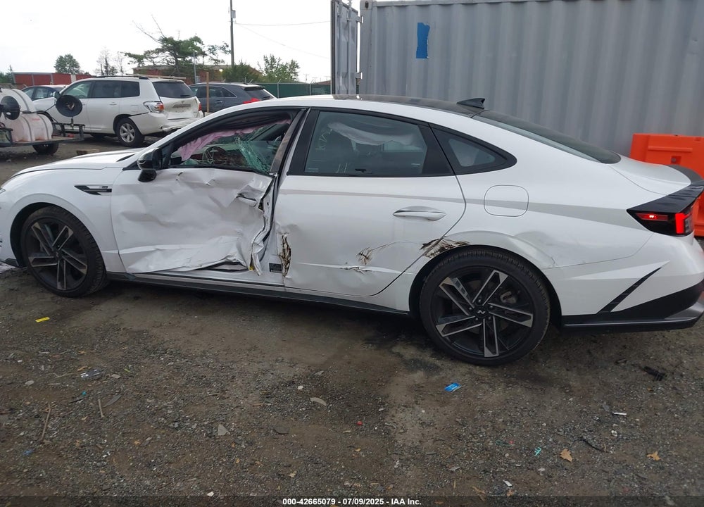 2024 HYUNDAI SONATA VIN: KMHL54JC2RA411014