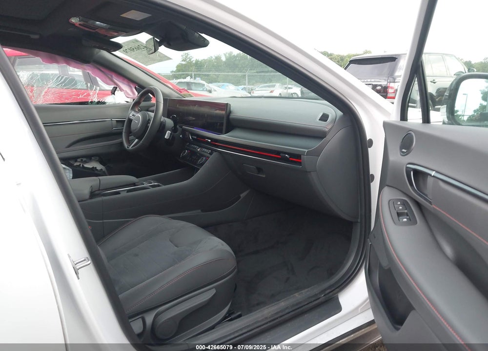 2024 HYUNDAI SONATA VIN: KMHL54JC2RA411014