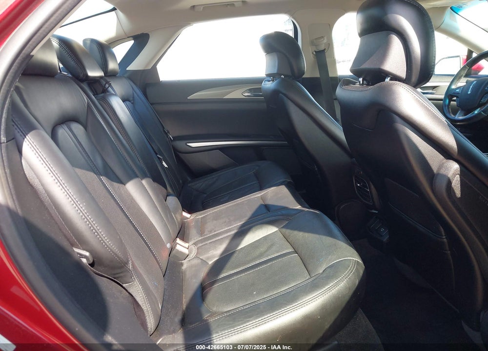2016 LINCOLN MKZ VIN: 3LN6L2LUXGR621926