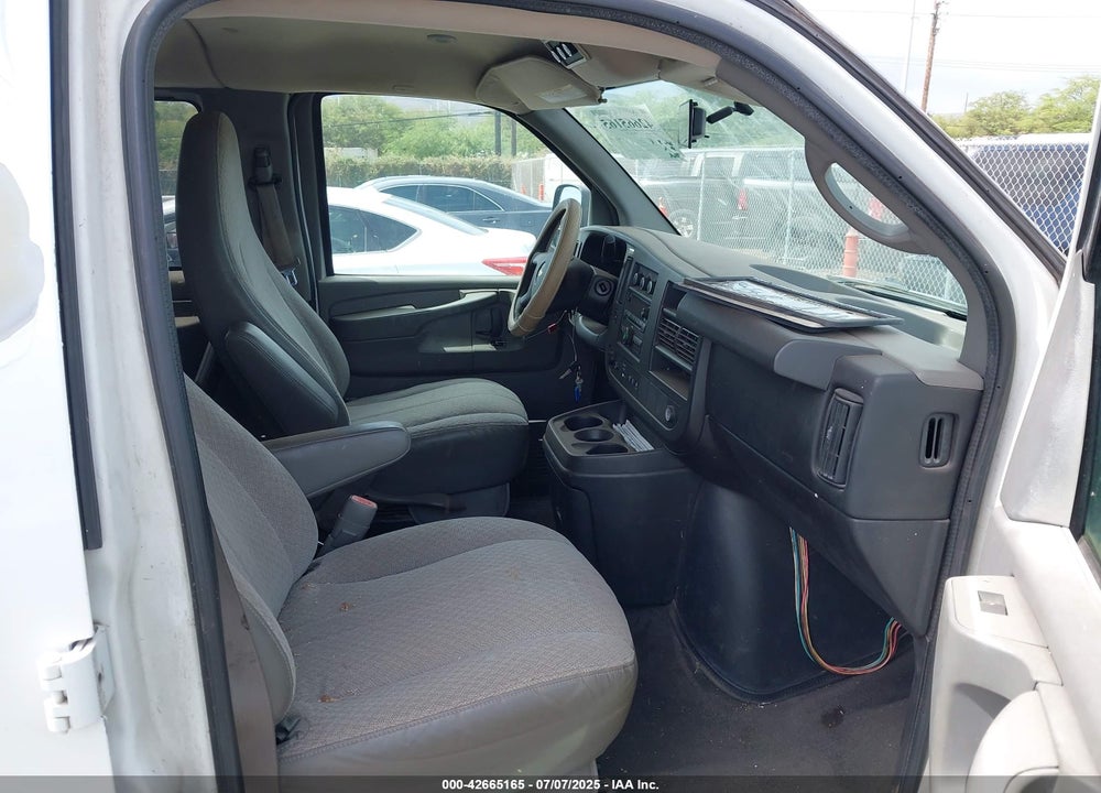 2011 CHEVROLET EXPRESS 1500 VIN: 1GA2G1FG2B1173411