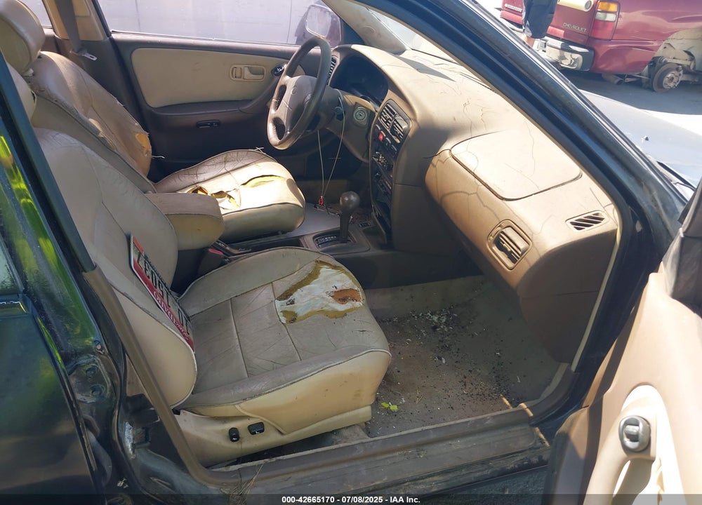 1995 INFINITI G20 VIN: JNKCP01D6ST516759