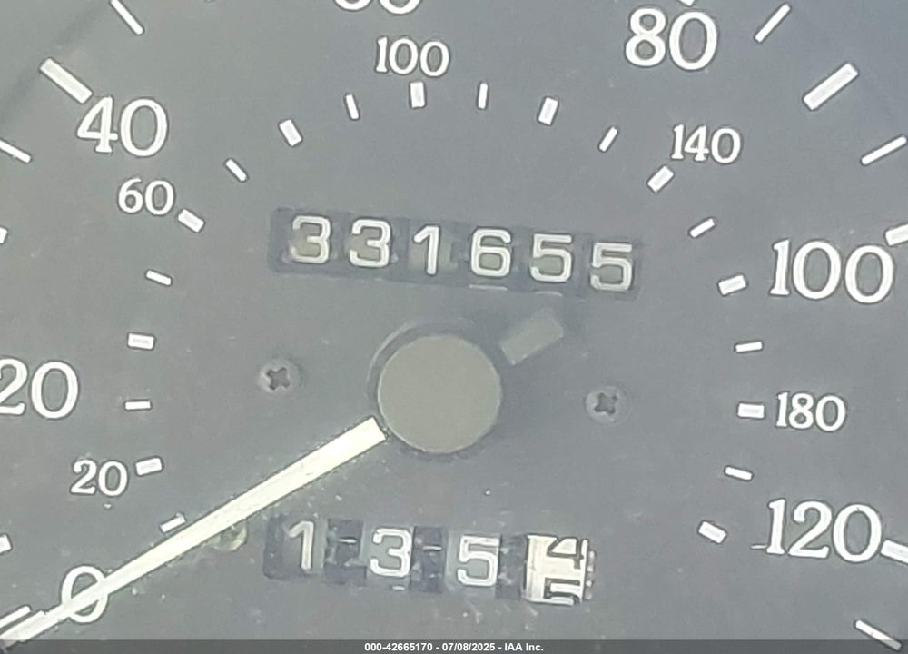 1995 INFINITI G20 VIN: JNKCP01D6ST516759