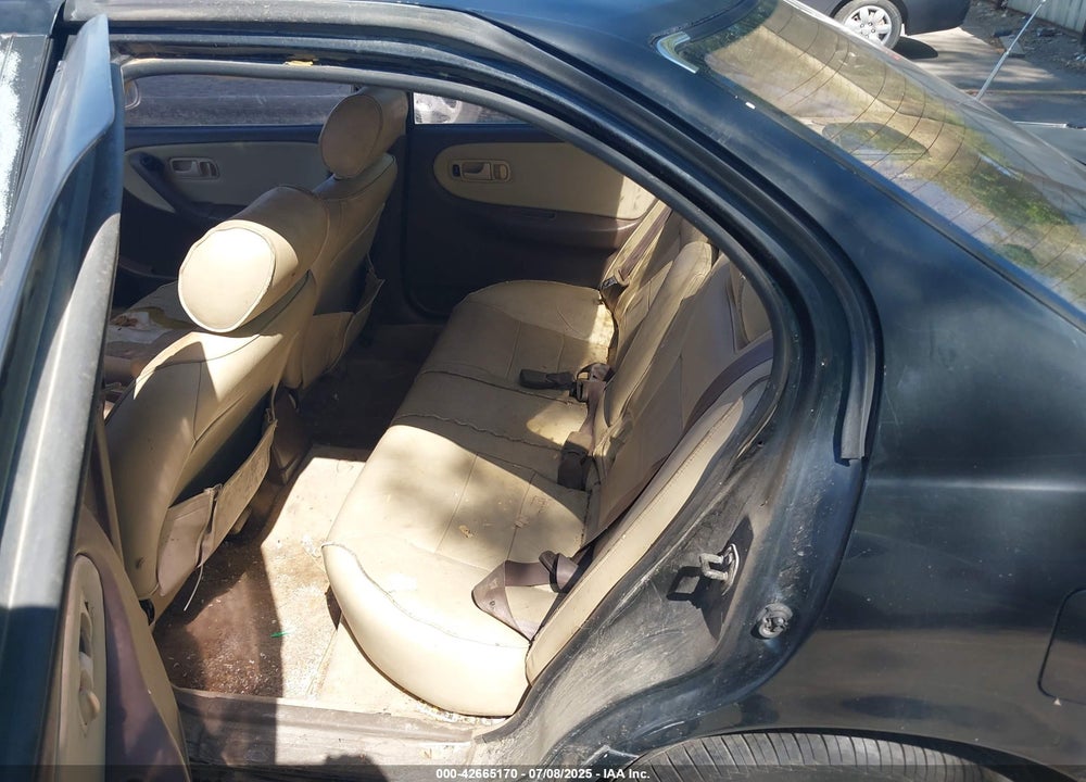 1995 INFINITI G20 VIN: JNKCP01D6ST516759