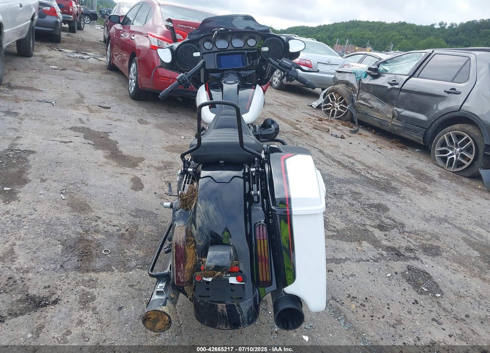 2021 HARLEY-DAVIDSON FLHXSE VIN: 1HD1PXL10MB955242