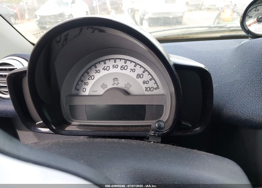 2015 SMART FORTWO ELECTRIC DRIVE PASSION VIN: WMEEJ9AA7FK832691