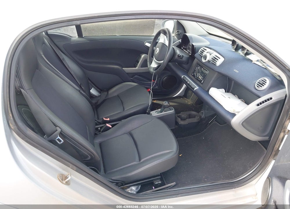 2015 SMART FORTWO ELECTRIC DRIVE PASSION VIN: WMEEJ9AA7FK832691