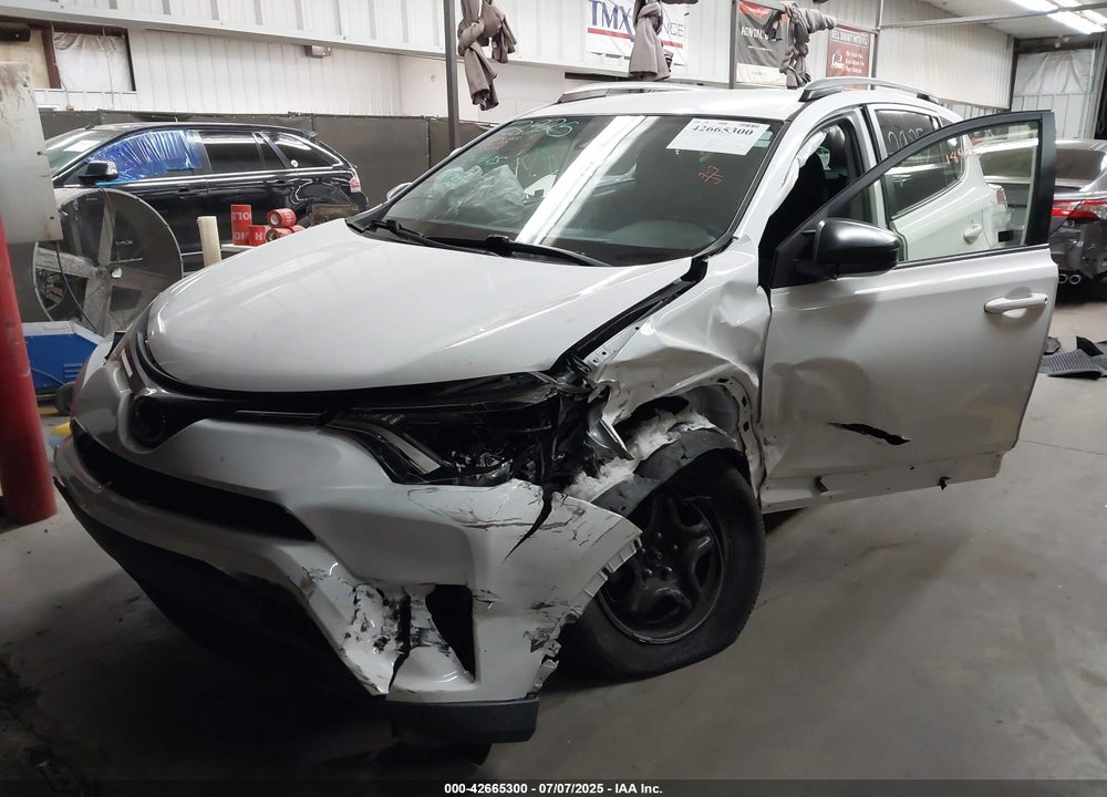 2018 TOYOTA RAV4 VIN: JTMZFREV6JJ198898